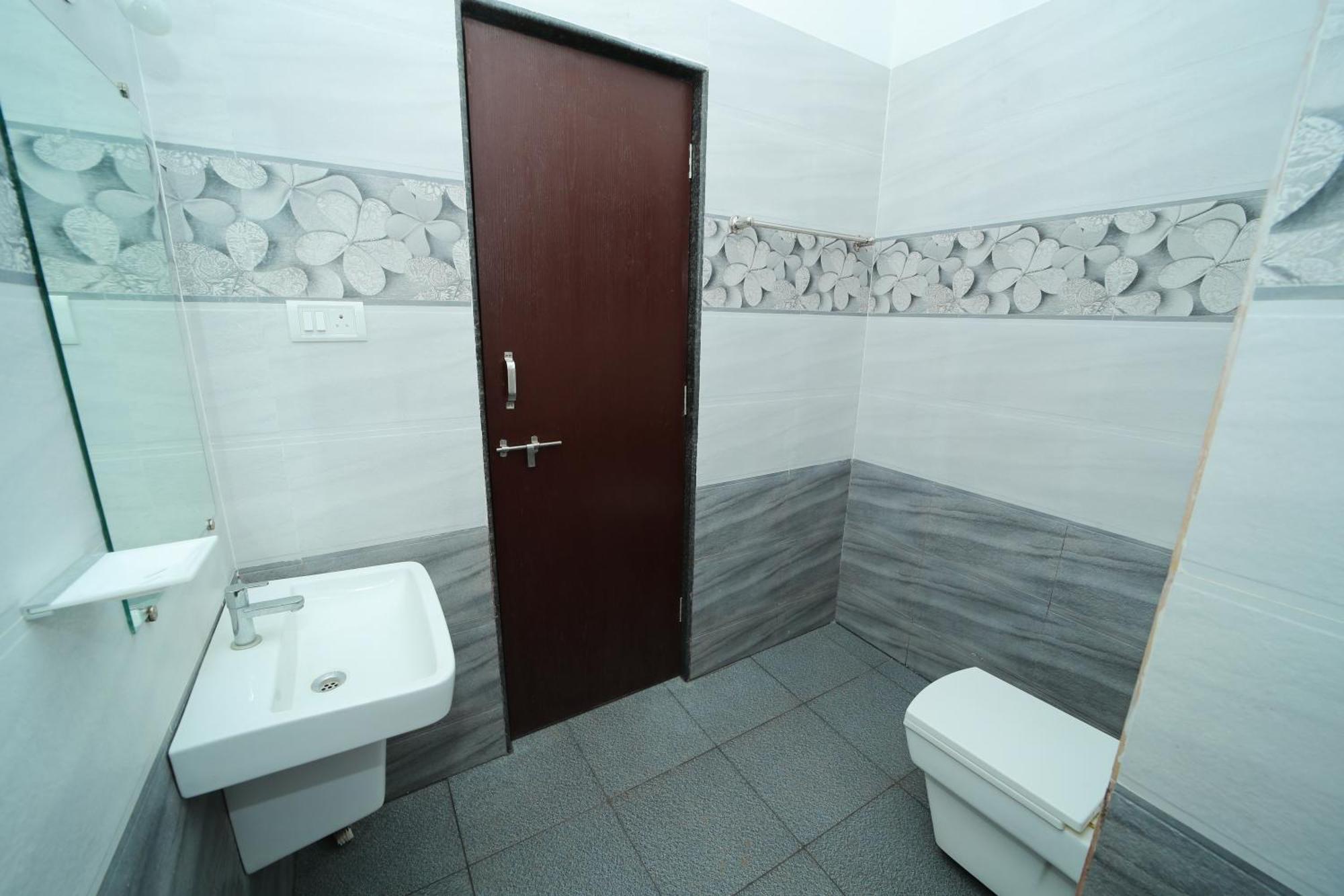 Hotel Radhma Residency Udupi Ngoại thất bức ảnh